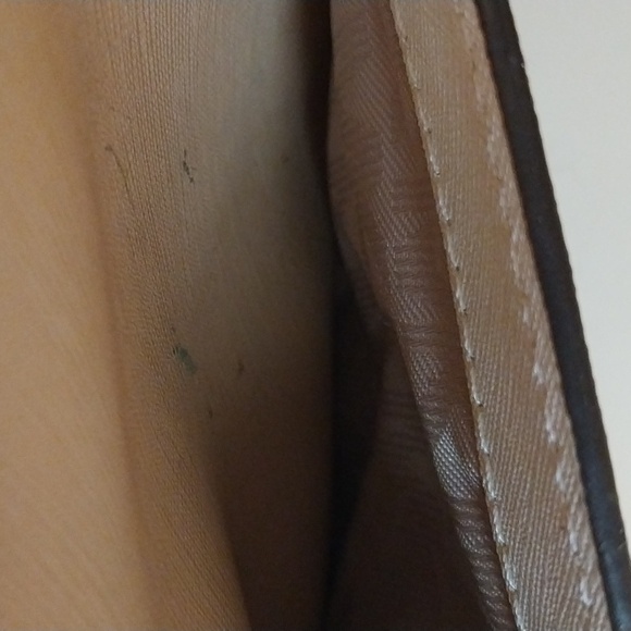 Michael Kors Selma Crossbody - Picture 14 of 14